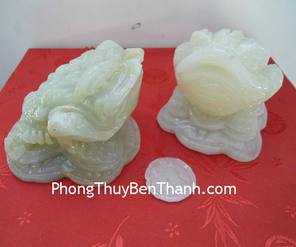 thiem thu cam thach 01 Cóc 3 chân Thiềm thừ đá ngọc quý phỉ thúy tự nhiên bình an gia đạo CTT S